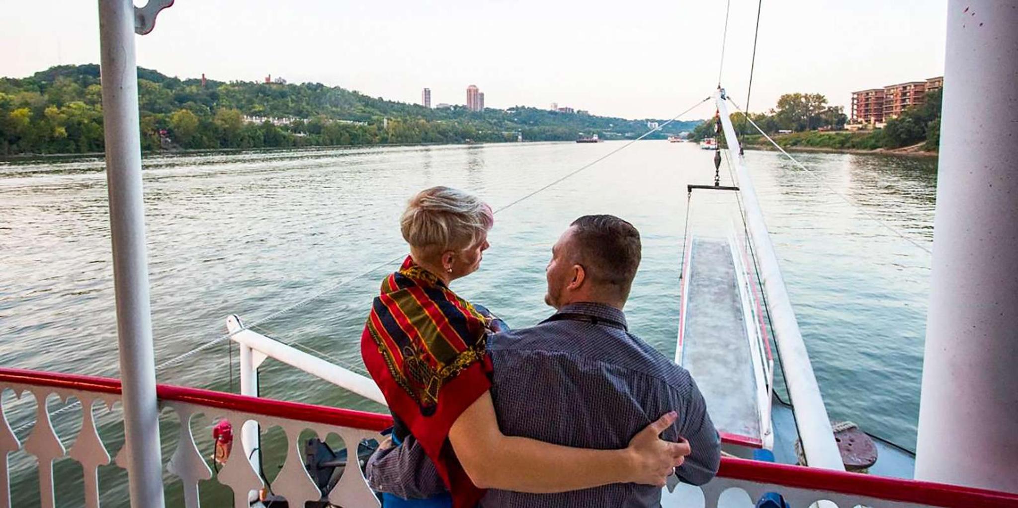 Cincinnati Riverboat Cruise with Lunch - Image 2