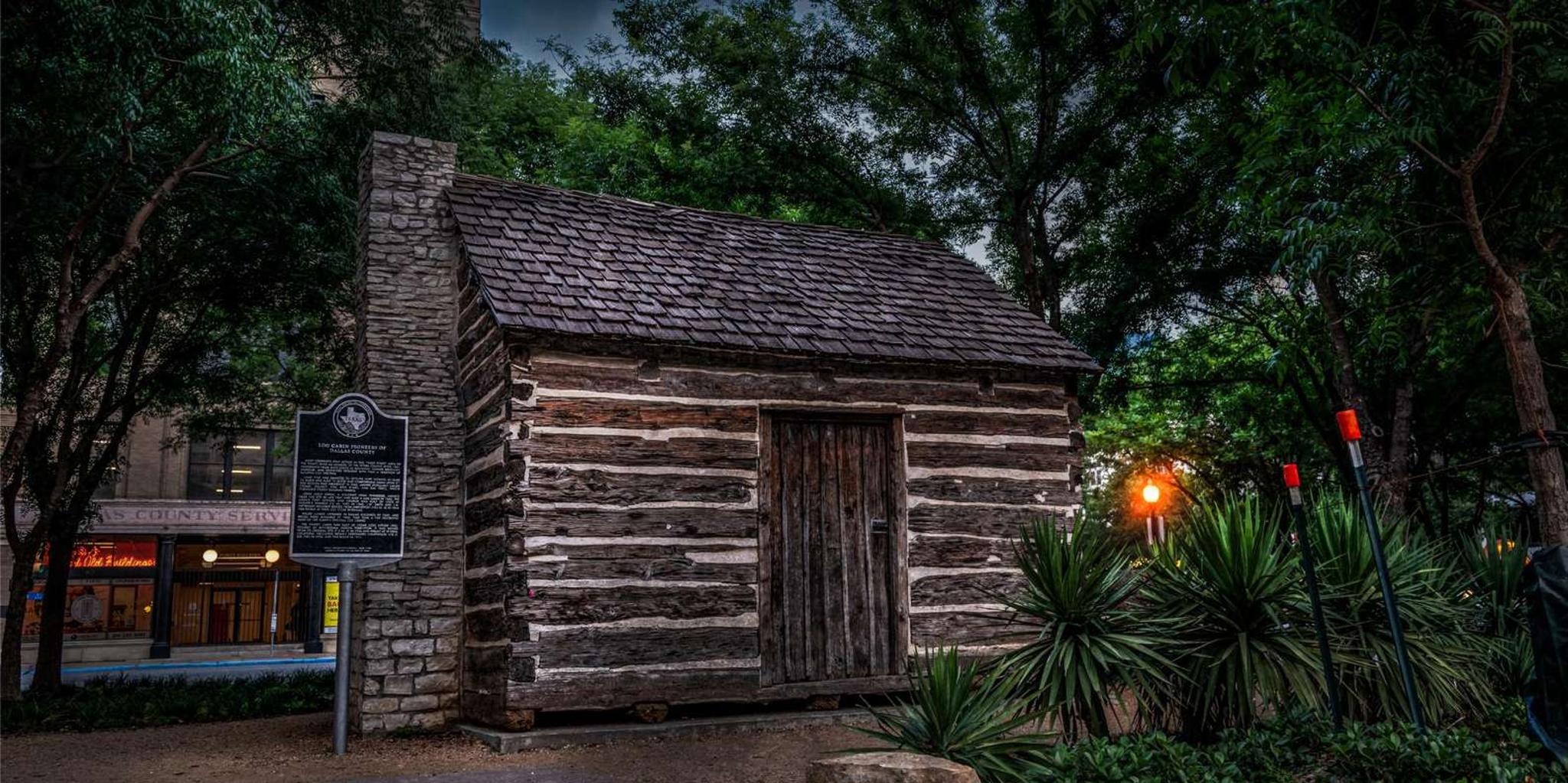 Dallas Ghost Tour: Blood, Bones & Burials - Image 3