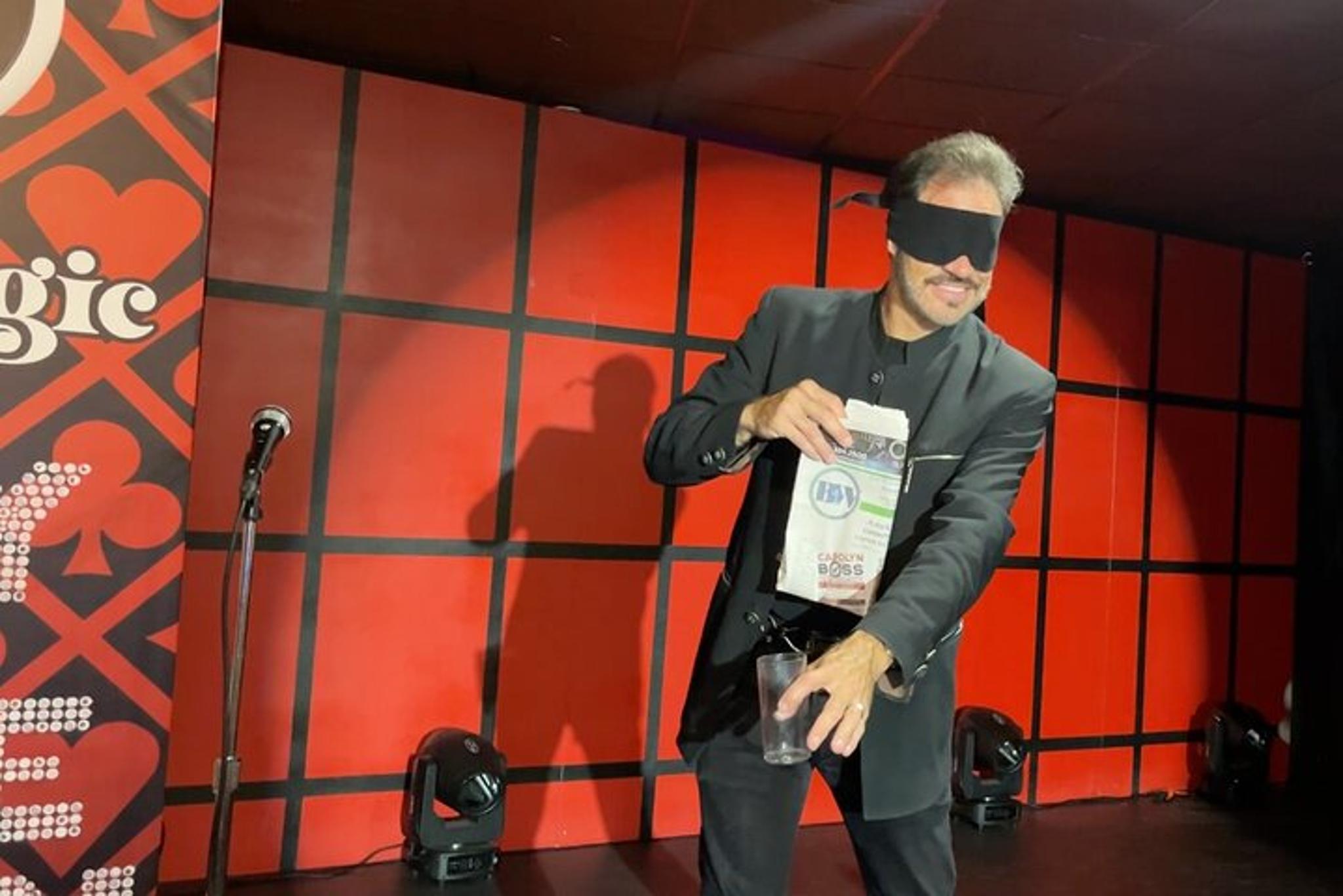 Branson Magic & Comedy Dinner Show - Image 2