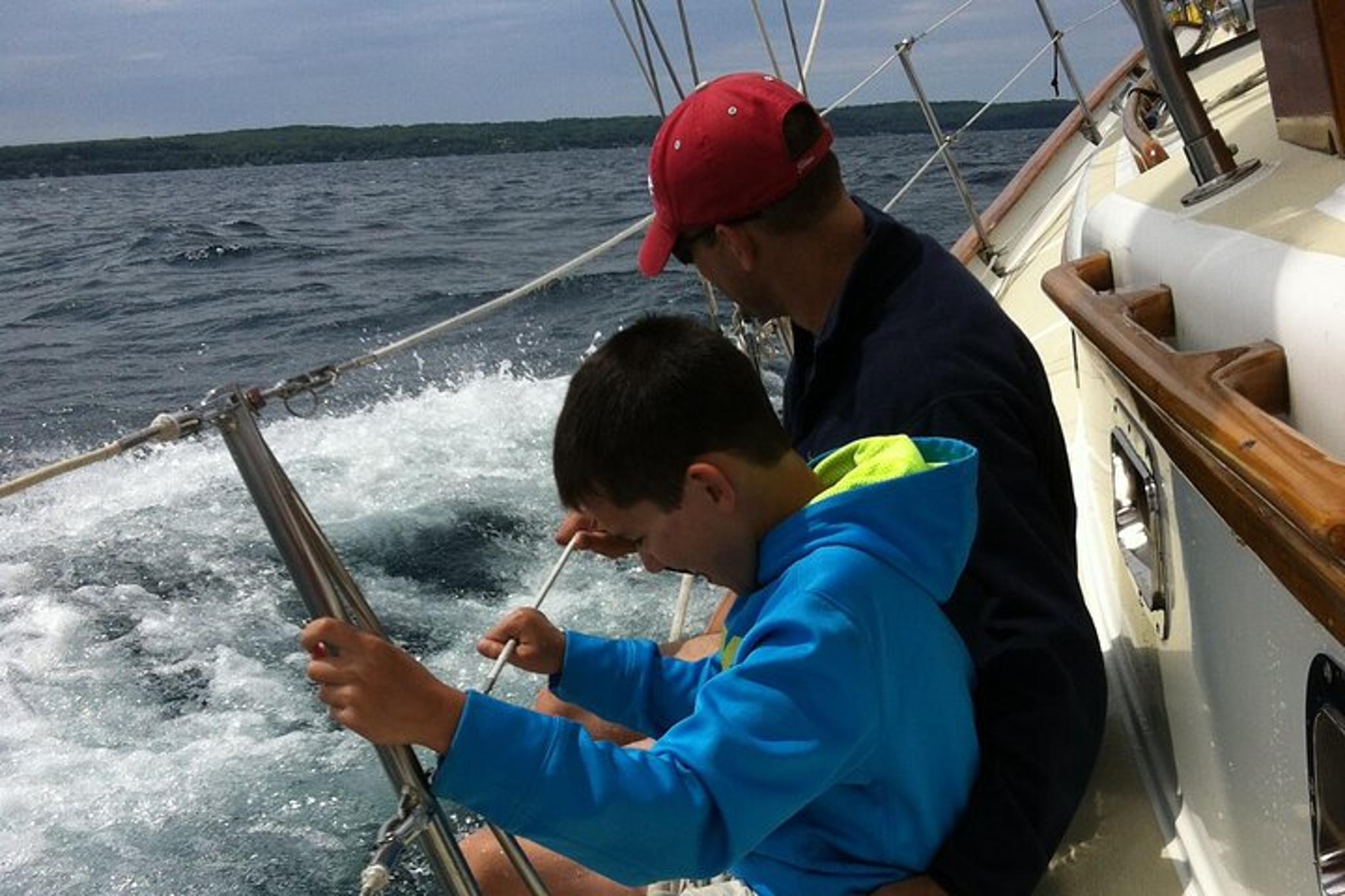 Traverse City Sunset Sailing Cruise - Image 3