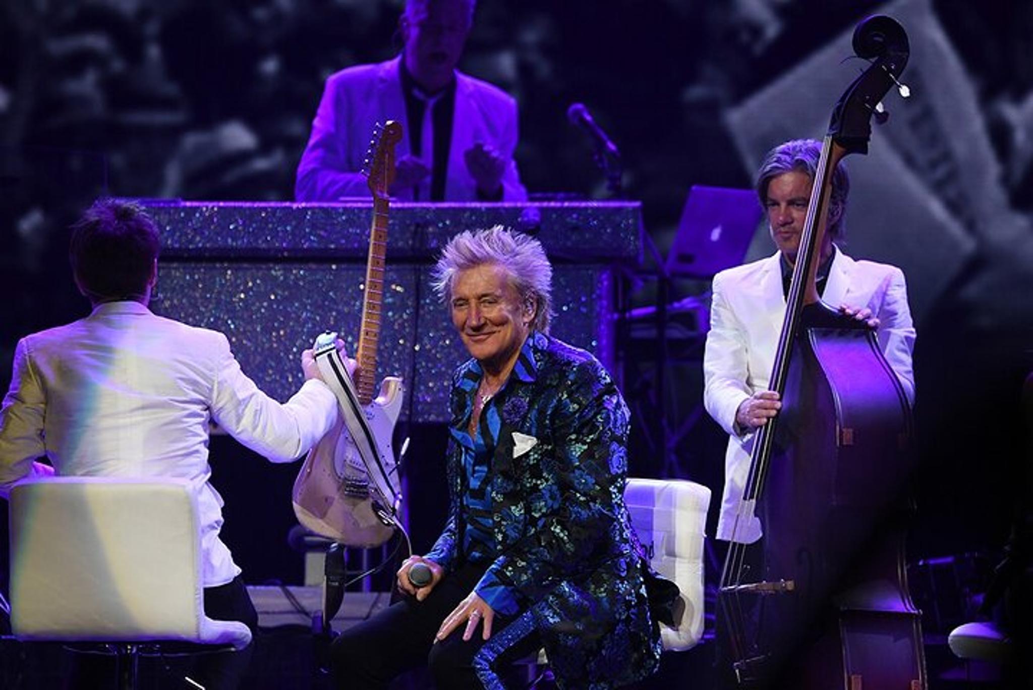 Las Vegas Rod Stewart Concert at Caesars Palace 90 min - Image 6