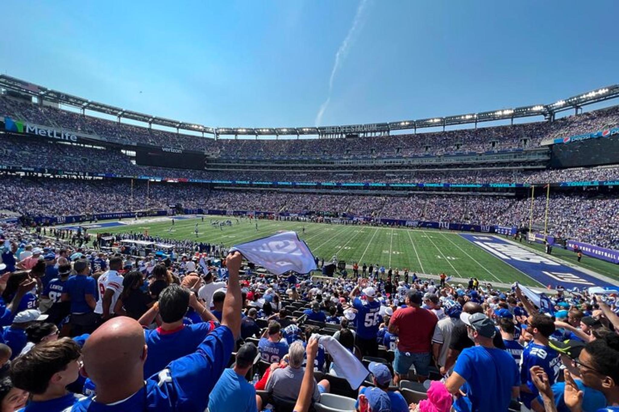 New York Giants Football Game at MetLife Stadium - Image 5