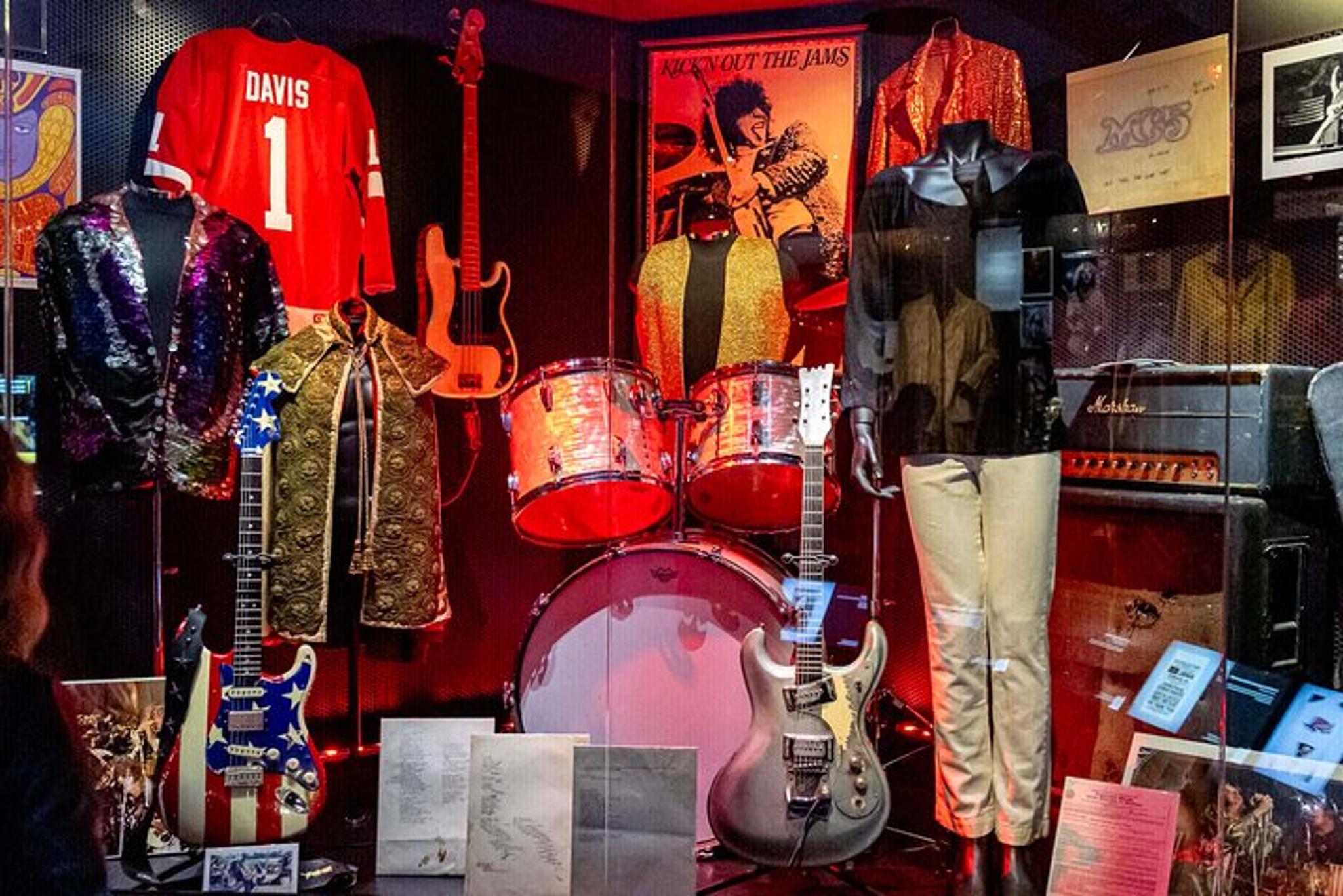 Cleveland Rock and Roll Hall of Fame Admission - Image 5