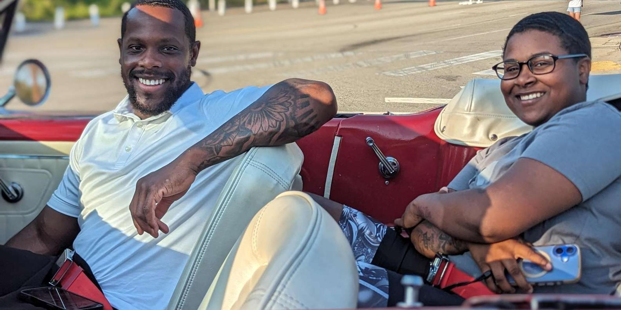 Los Angeles Private Tour in a 1965 Mustang Convertible - Image 1