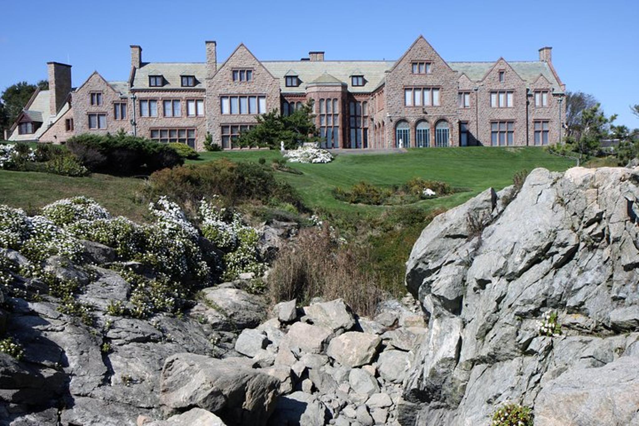 Boston Newport Mansions Private Day Trip - Image 1