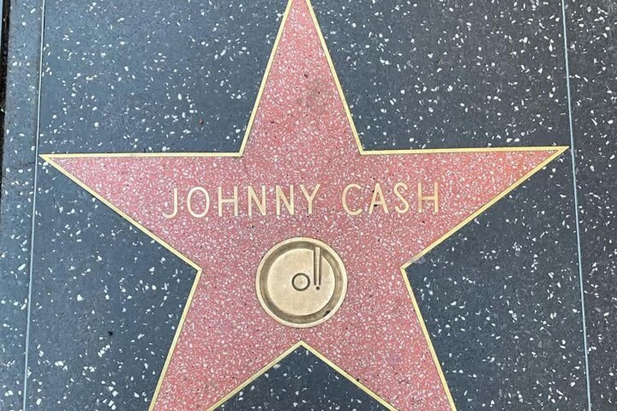 Santa Monica Private Tour with Restaurant and Bar Stops - Image 6