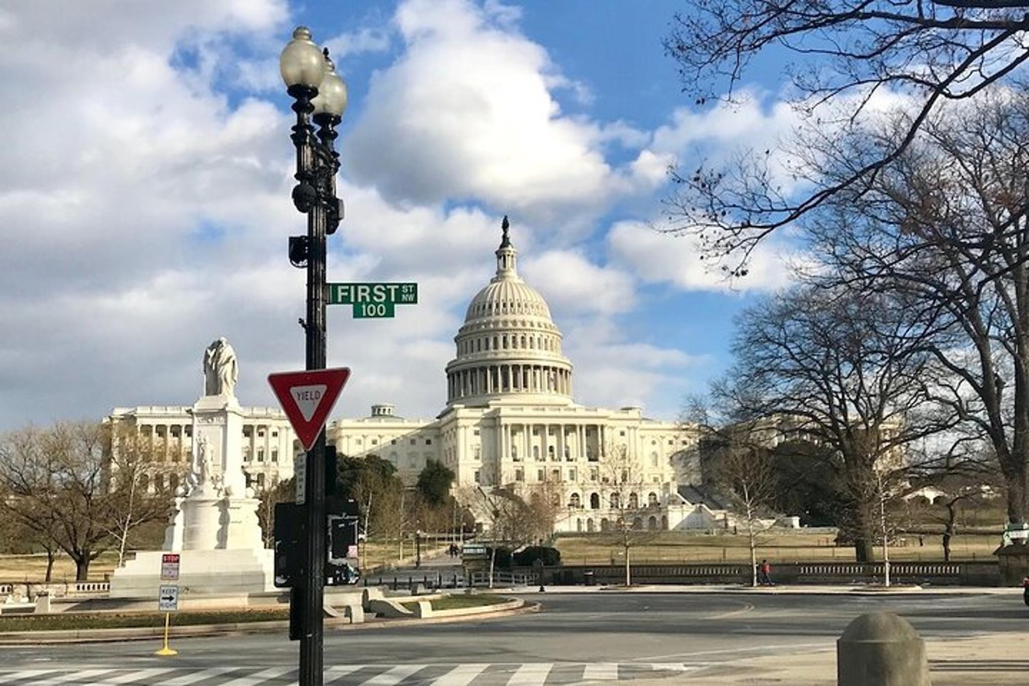Washington Essentials French Guided Tour 3 hr