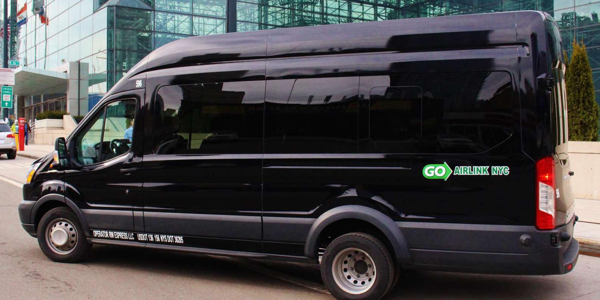 New York Private Transfer: Airport or Manhattan to Cruise Port - Image 4