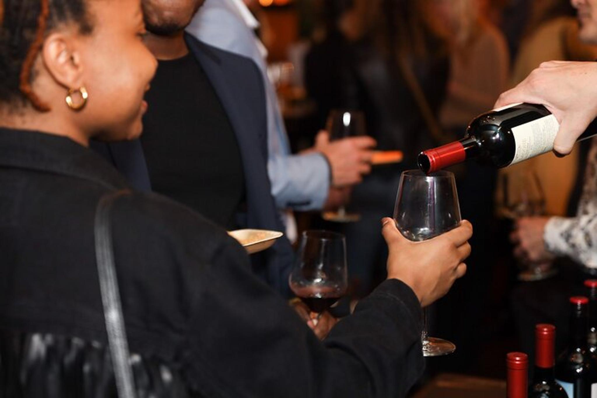 New York Wine Tasting Experience - Image 3