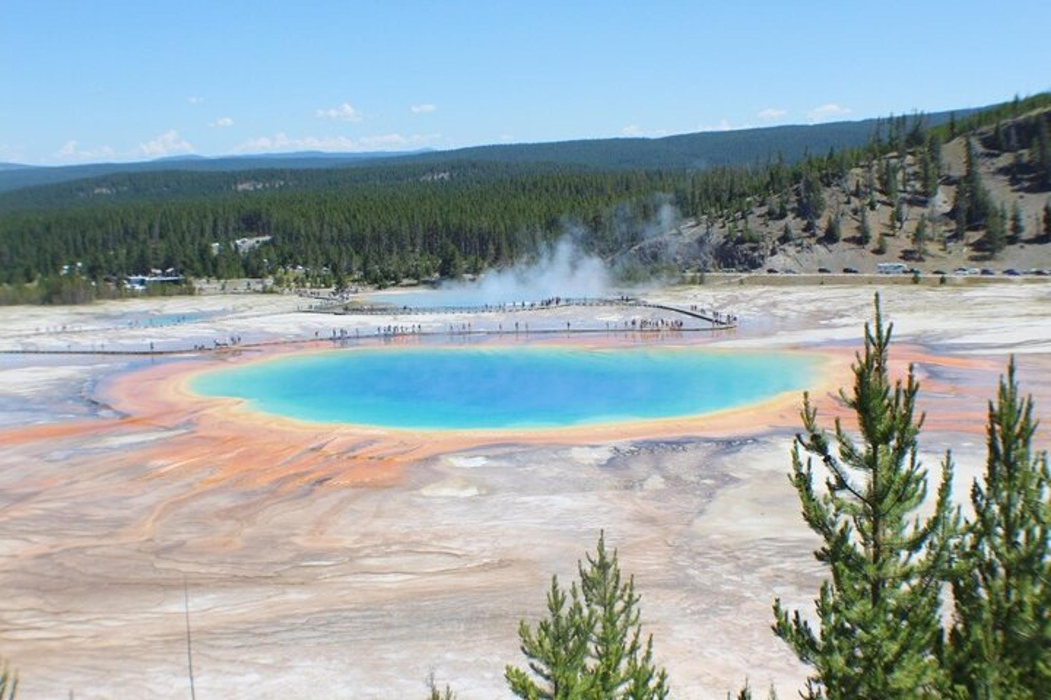 Salt Lake City Yellowstone and Grand Teton Tour 3 Days - Image 4