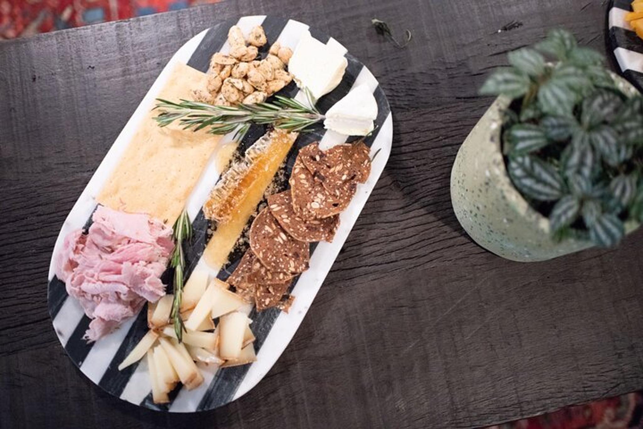 Fairhope Walking Food Tour - Image 3