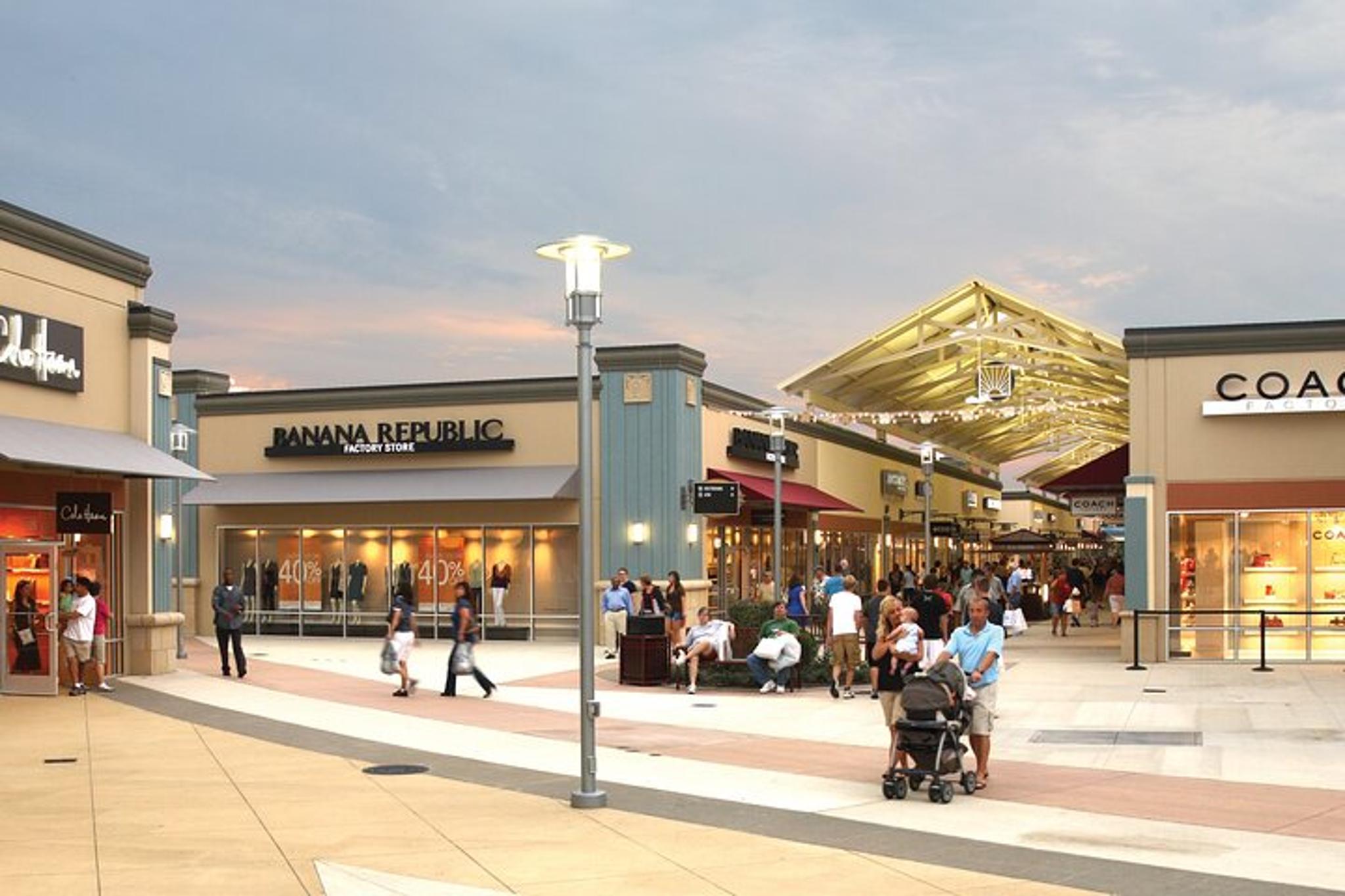 Cincinnati Shopping Tour to Premium Outlets