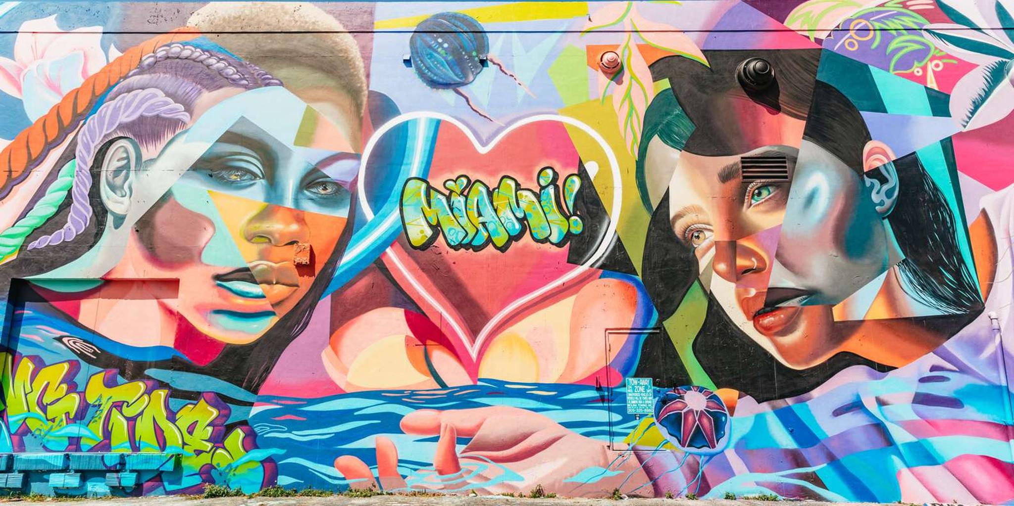 Miami Street Art Golf Cart Tour - Image 3
