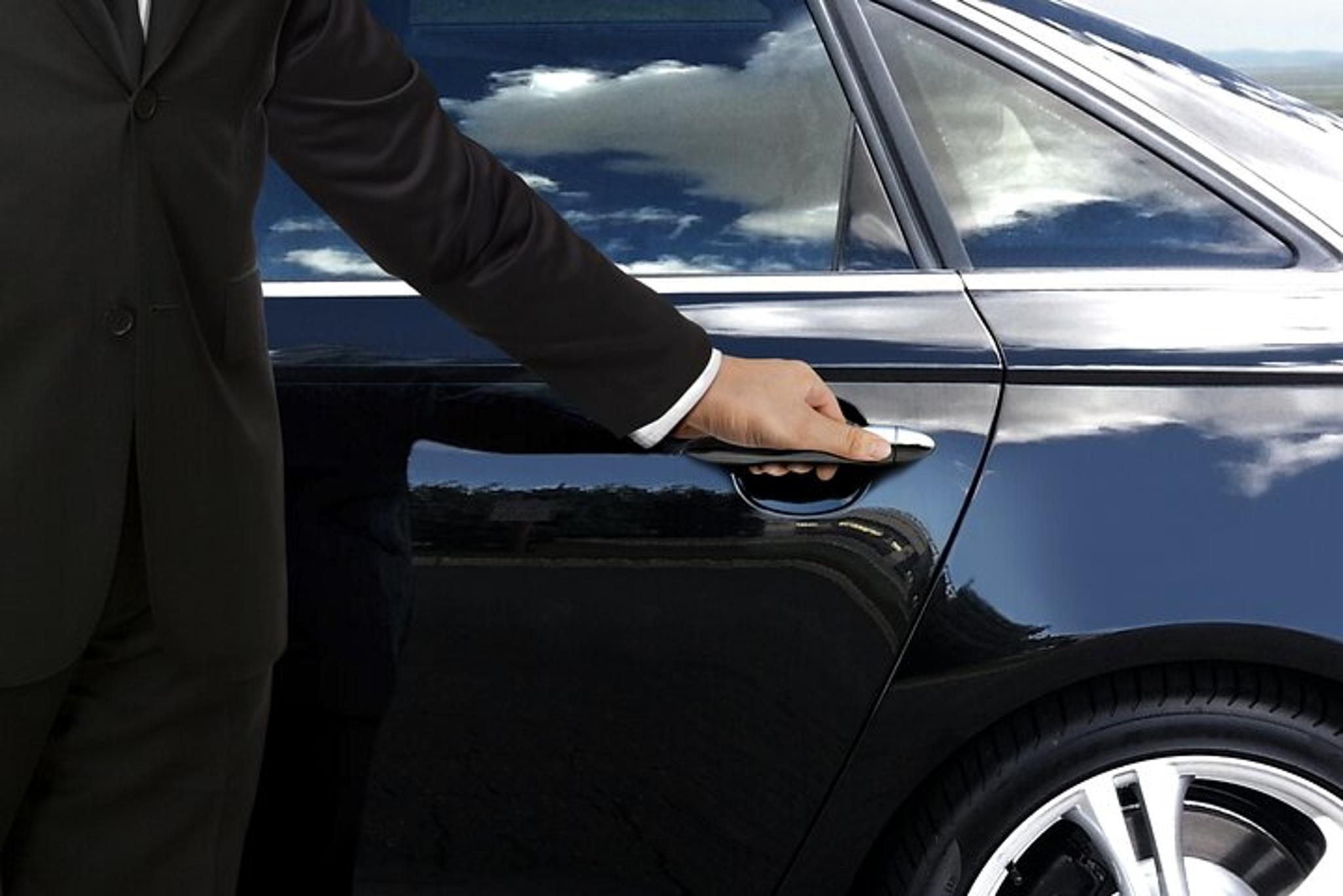 Tampa Private Car Service - Image 4