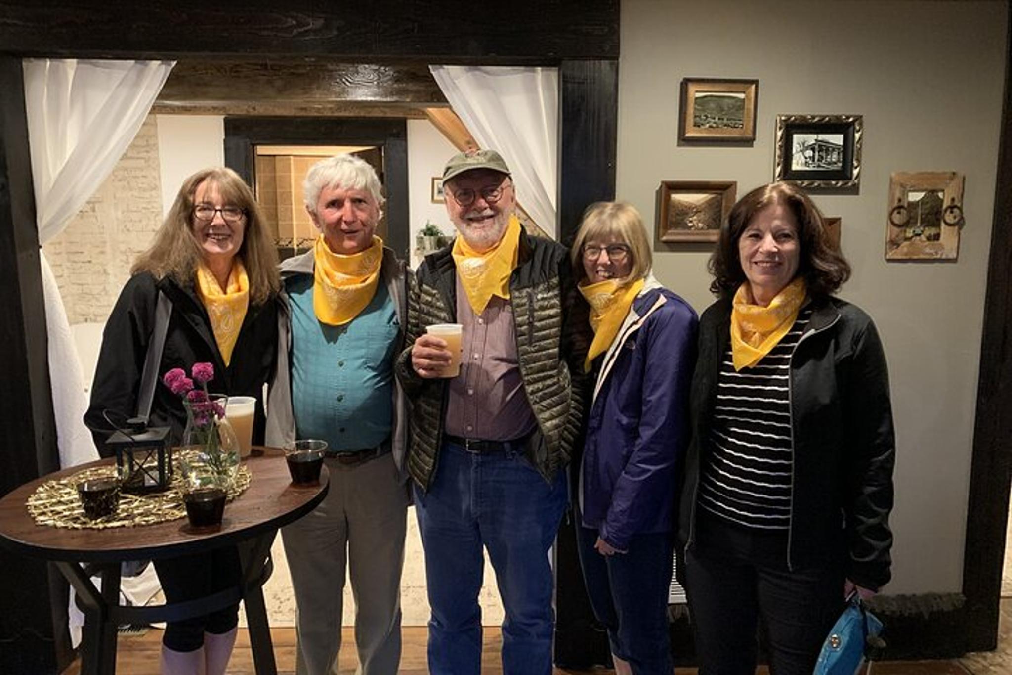 Golden Ghosts & Spirits Haunted Pub Crawl - Image 6