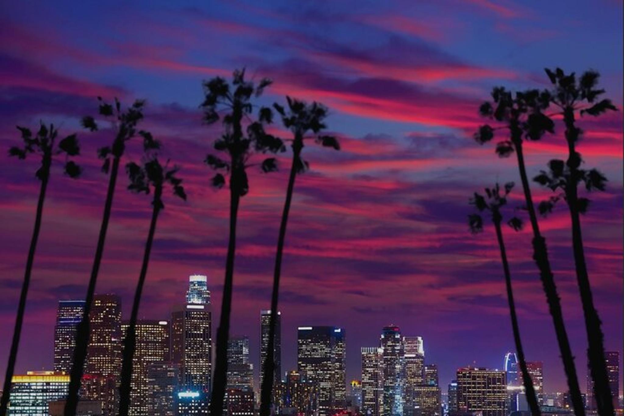 Los Angeles Night Tour with Griffith Observatory - Image 6