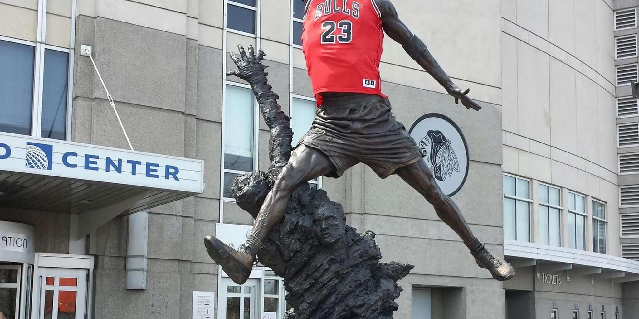 Chicago Sports Game Ticket Experience - Image 3