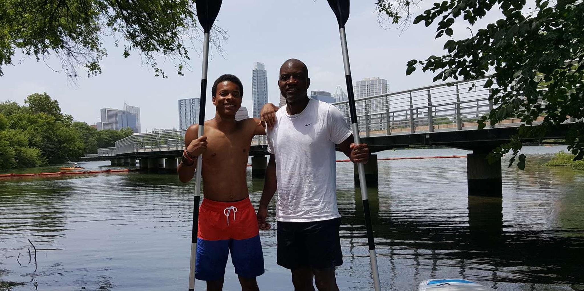 Austin Skyline Kayak Tour at Sunset - Image 3