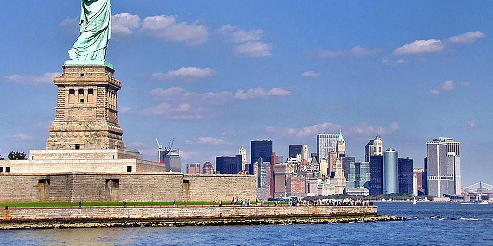 New York City Financial District, 9/11 Memorial & Liberty Tour - Image 2