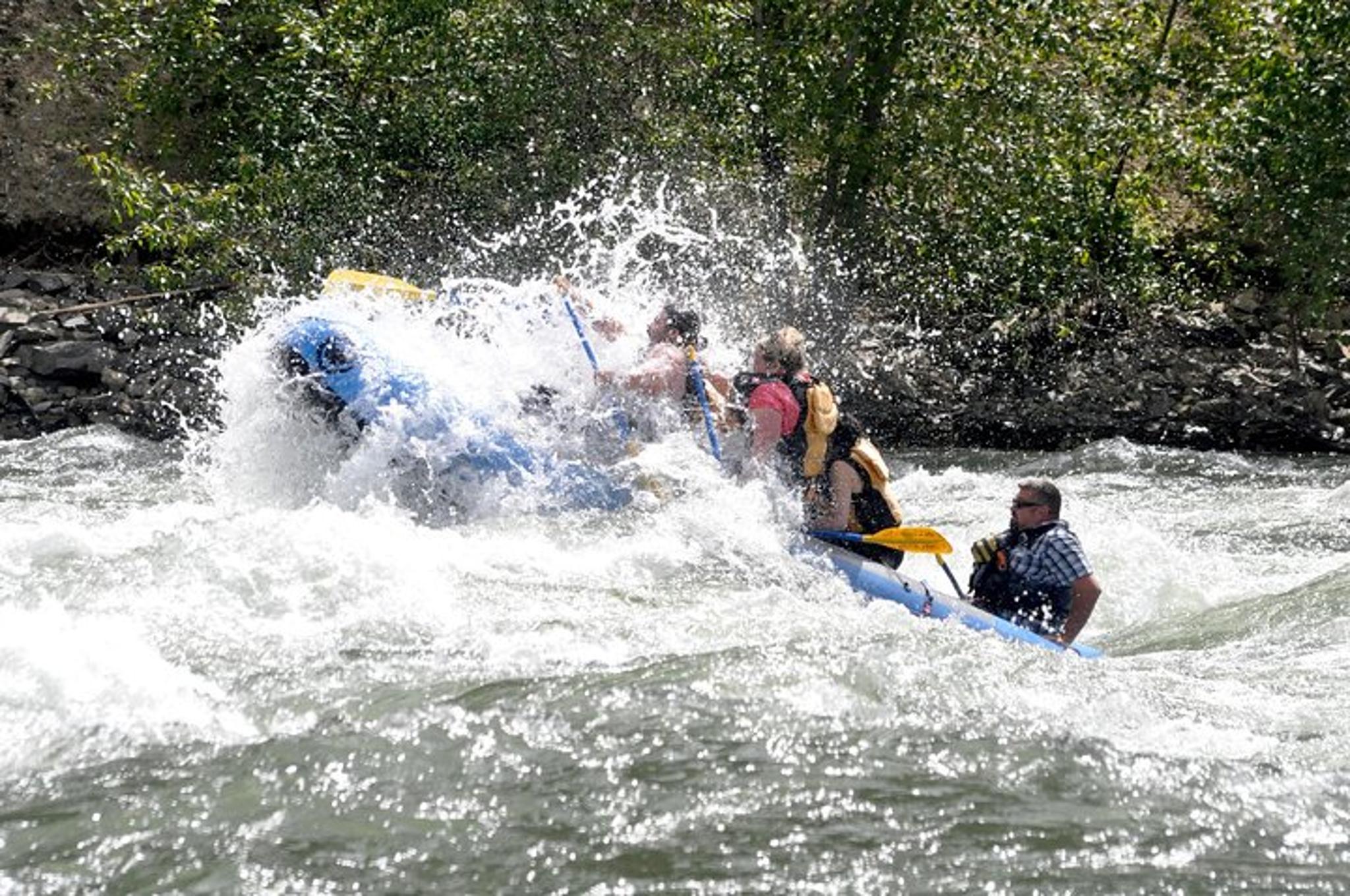 Wenatchee River Whitewater Rafting and Winery Tour - Image 3