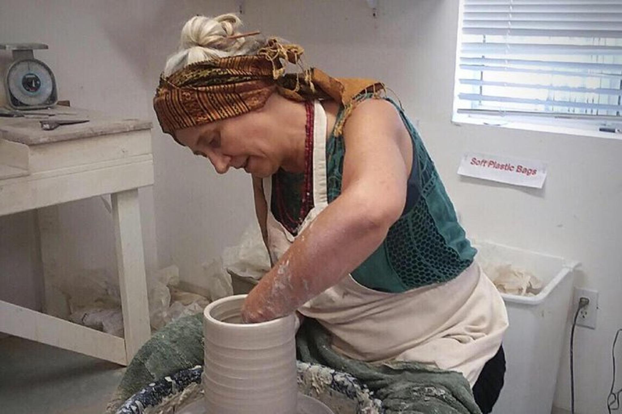 Ojai Pottery Workshop and Studio Tour 2 hr - Image 3