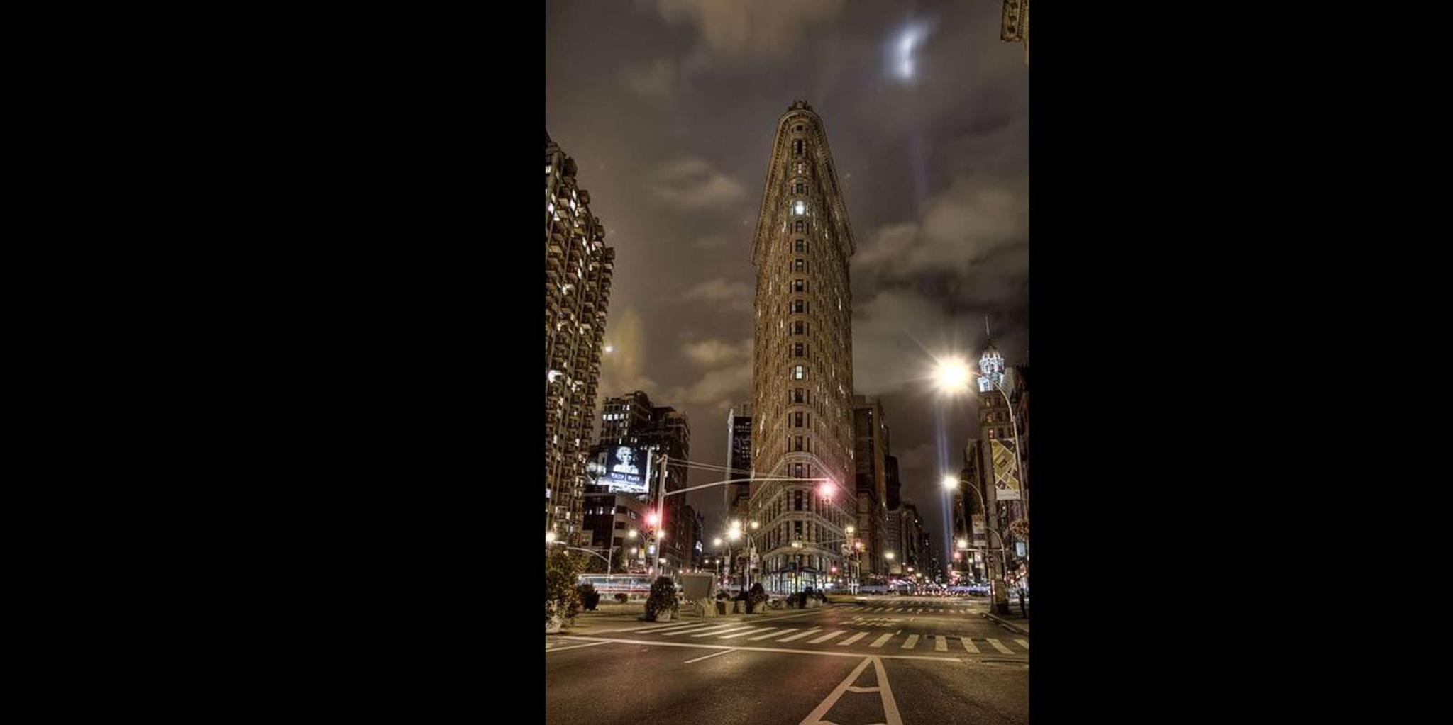 New York Christmas Tour with Hoboken Views 2 hr - Image 3