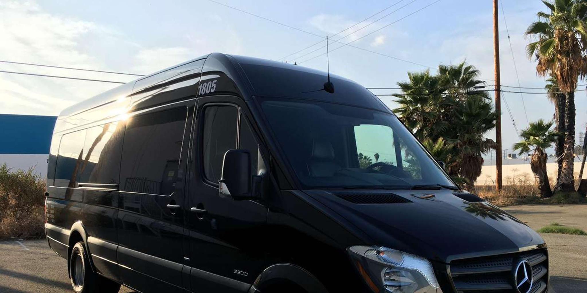 Oakland Private Airport Transfer - Image 4