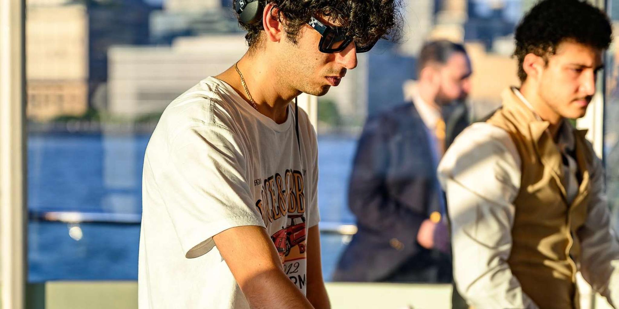 New York City Fireworks and Sunset Cruise - Image 3