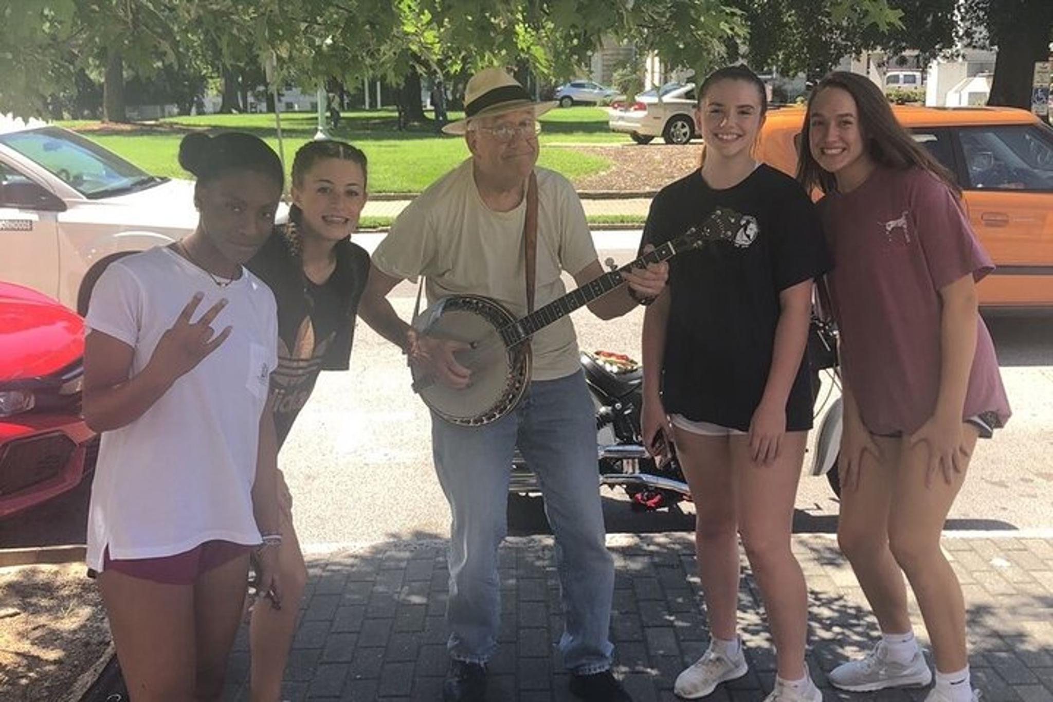 Lakewood City Scavenger Hunt - Image 5