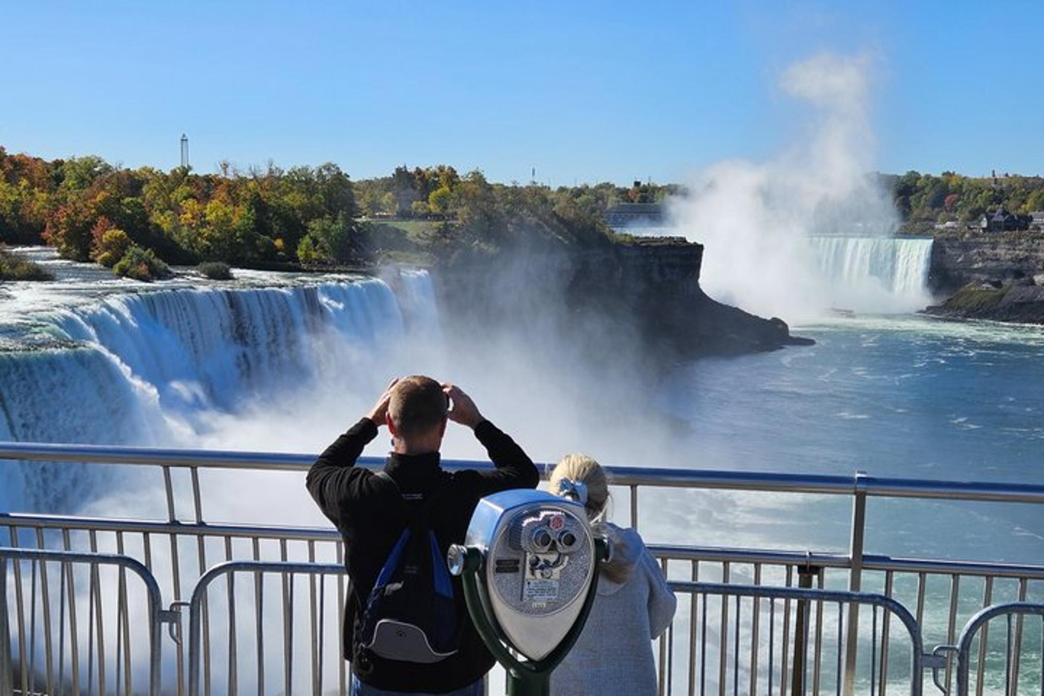 Niagara Falls Day Trip by Air - Image 4