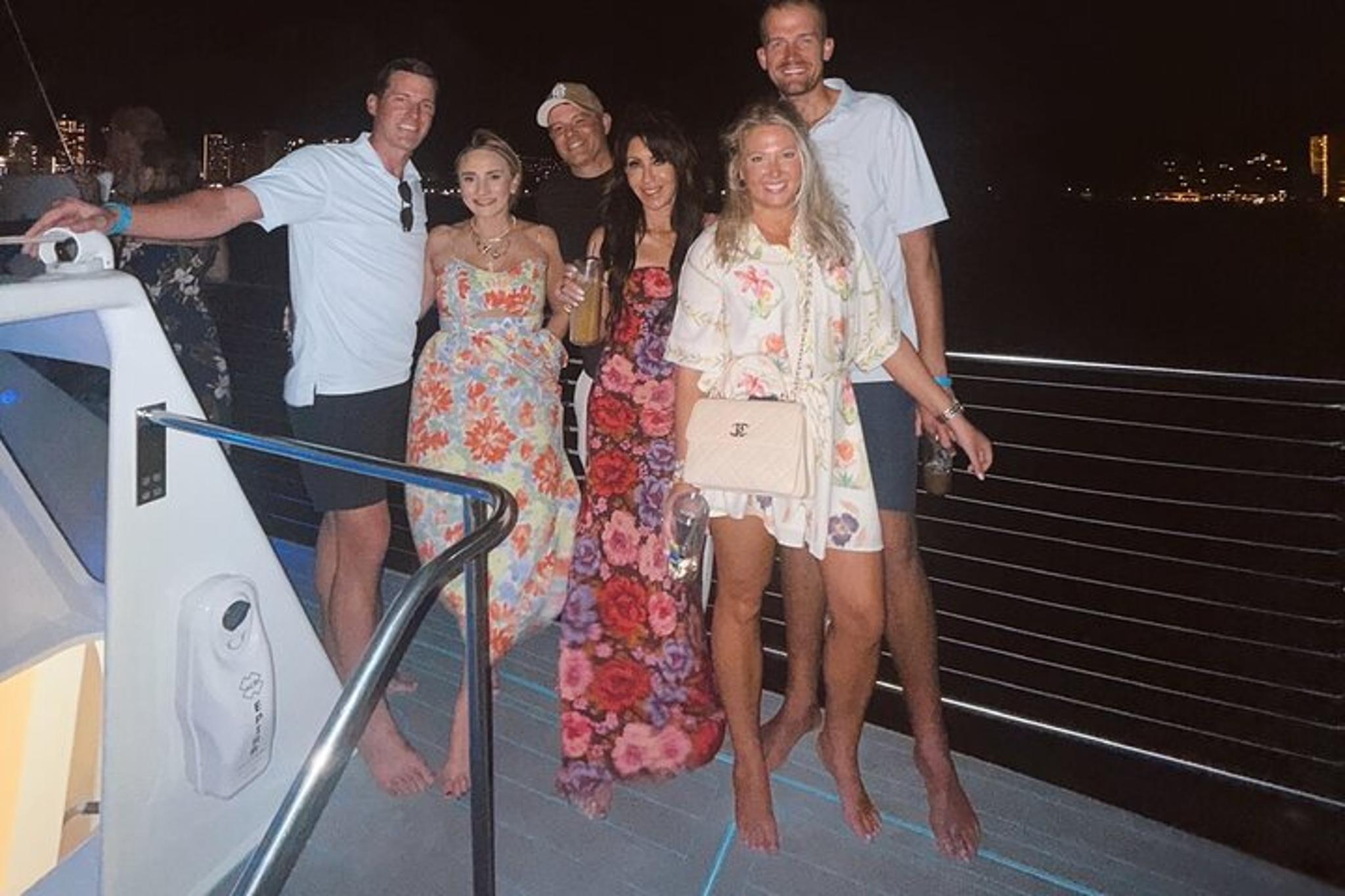 Waikiki Fireworks Sail on Hāwea - Image 6