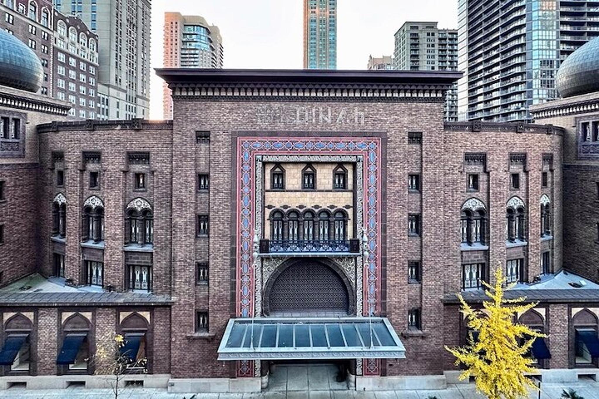 Chicago River North Walking Tour - Image 2