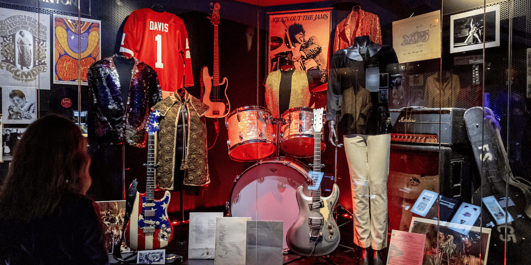 Cleveland Rock & Roll Hall of Fame Tour - Image 2