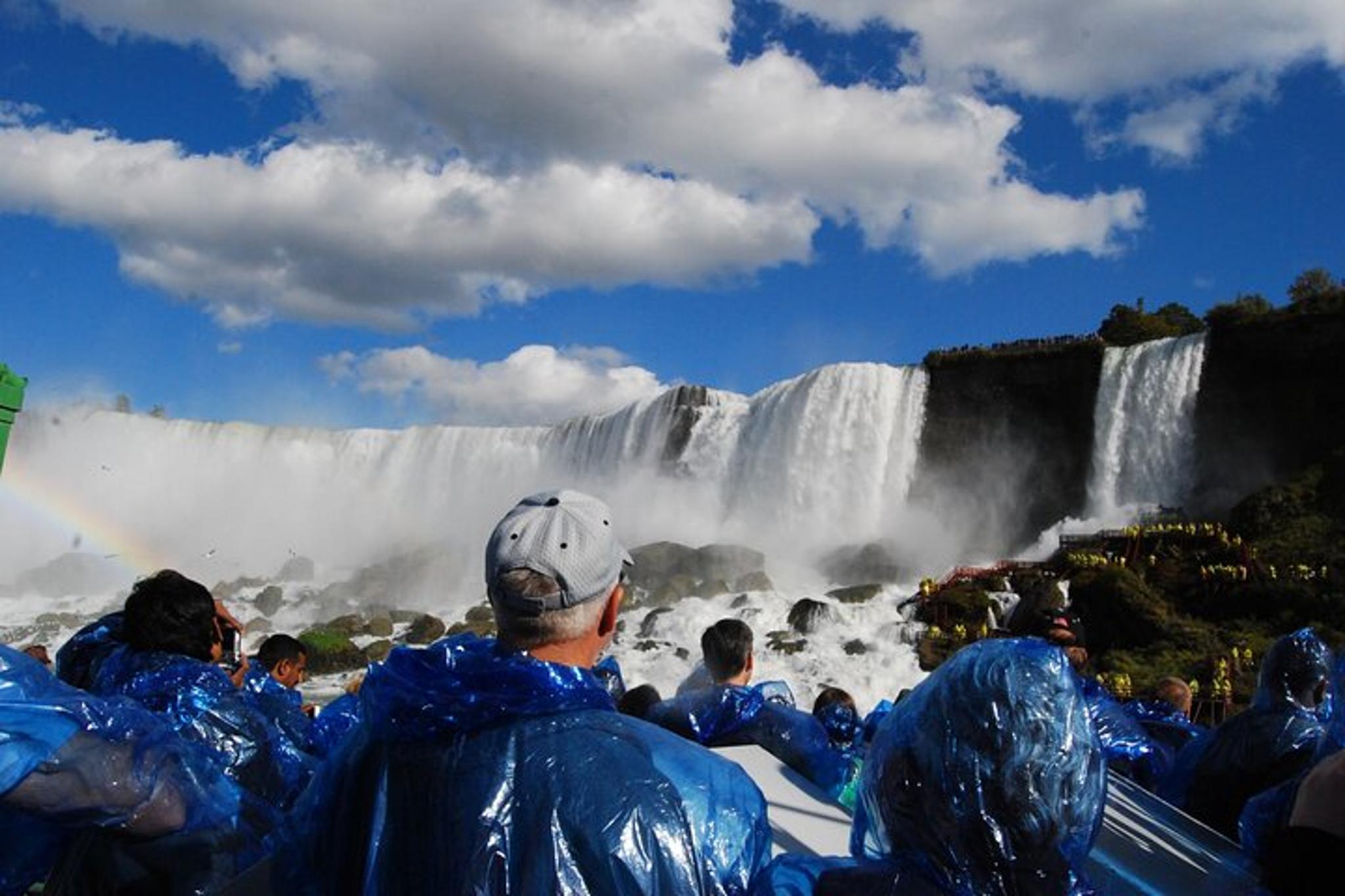 Niagara Falls City Highlights and Hotel Package 2 Days - Image 3