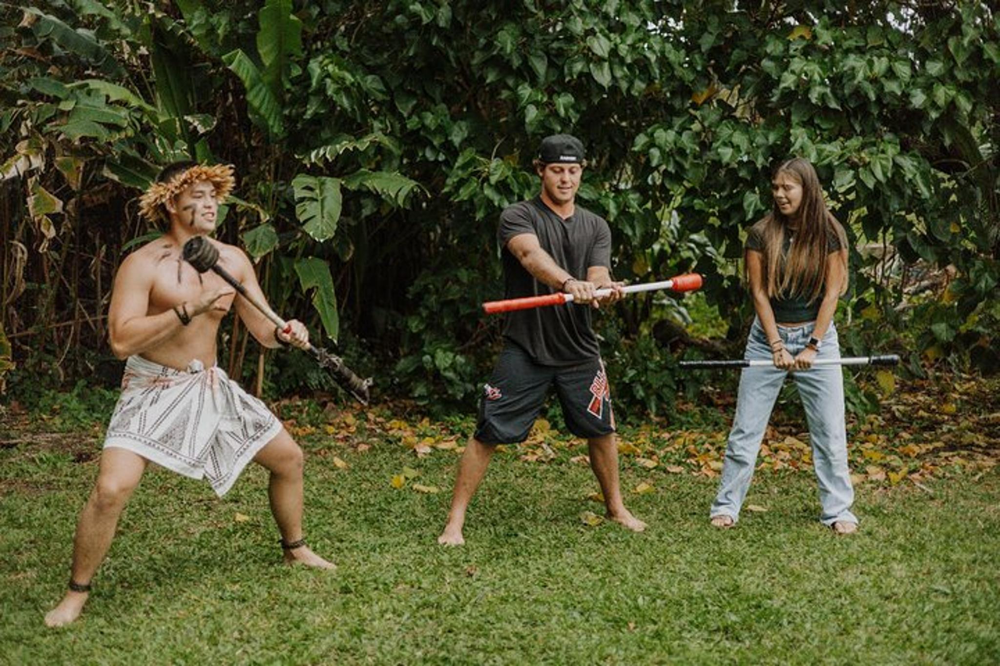 Honolulu Fireknife Experience - Image 6