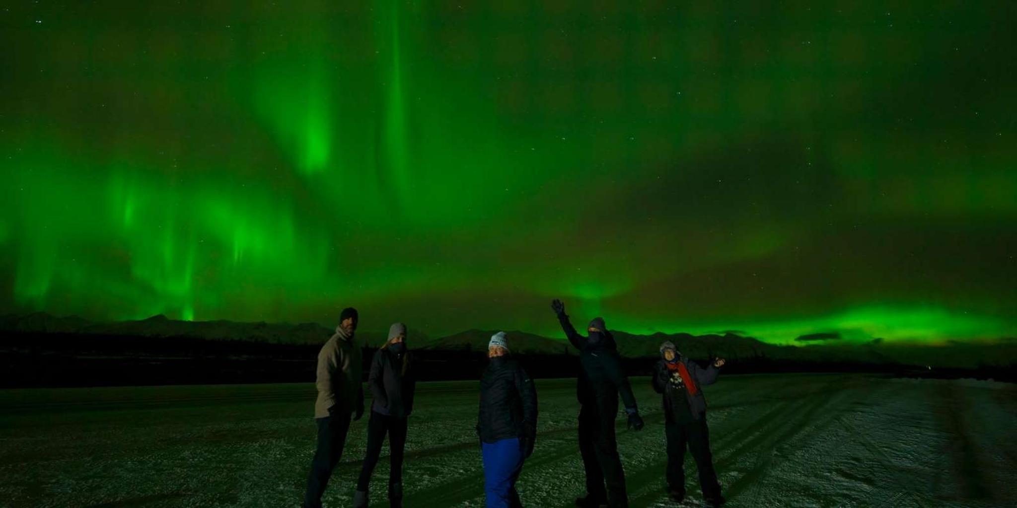 Fairbanks Northern Lights Aurora Tour with Photography - Image 4