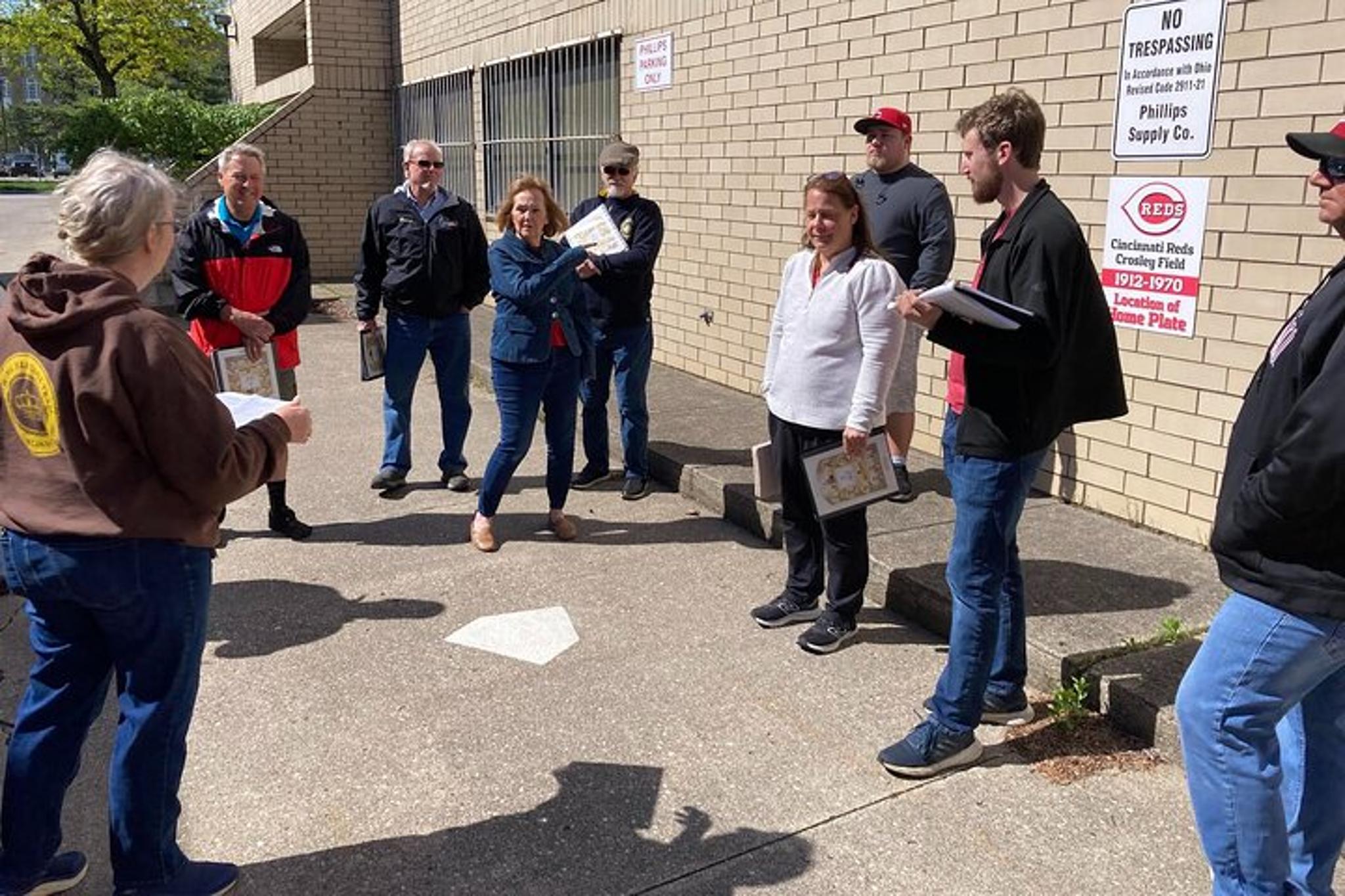 Cincinnati Ballparks and Breweries Bus Tour - Image 6