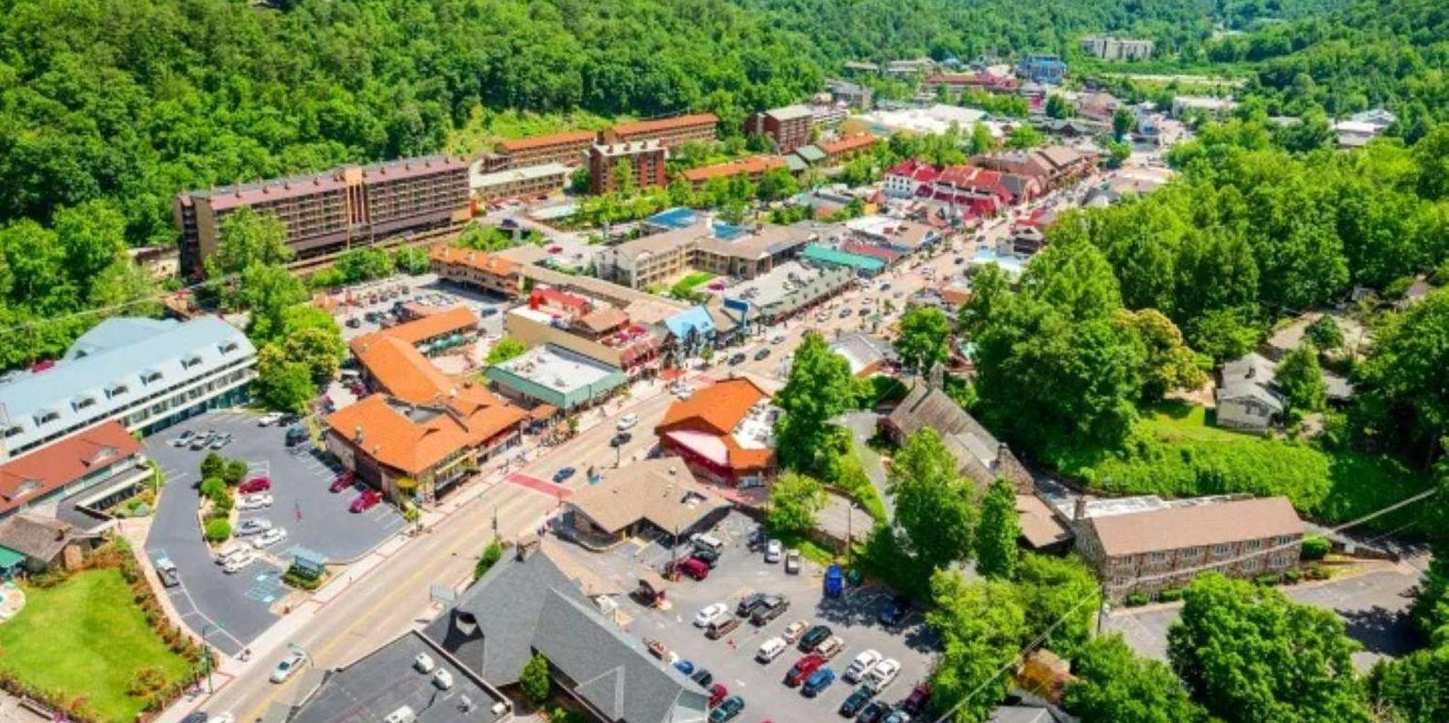 Pigeon Forge Smokies Adventure Loop Guided Tour 2.5 hr - Image 2
