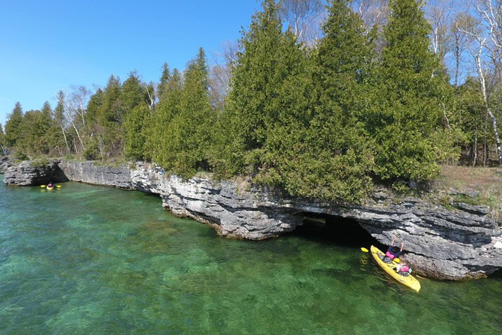 Jacksonport Kayak Tour of Cave Point - Image 5