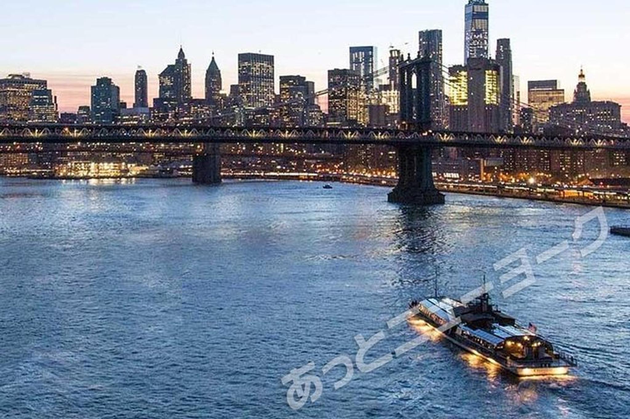 New York Bateaux Dinner Cruise with Japanese Guide