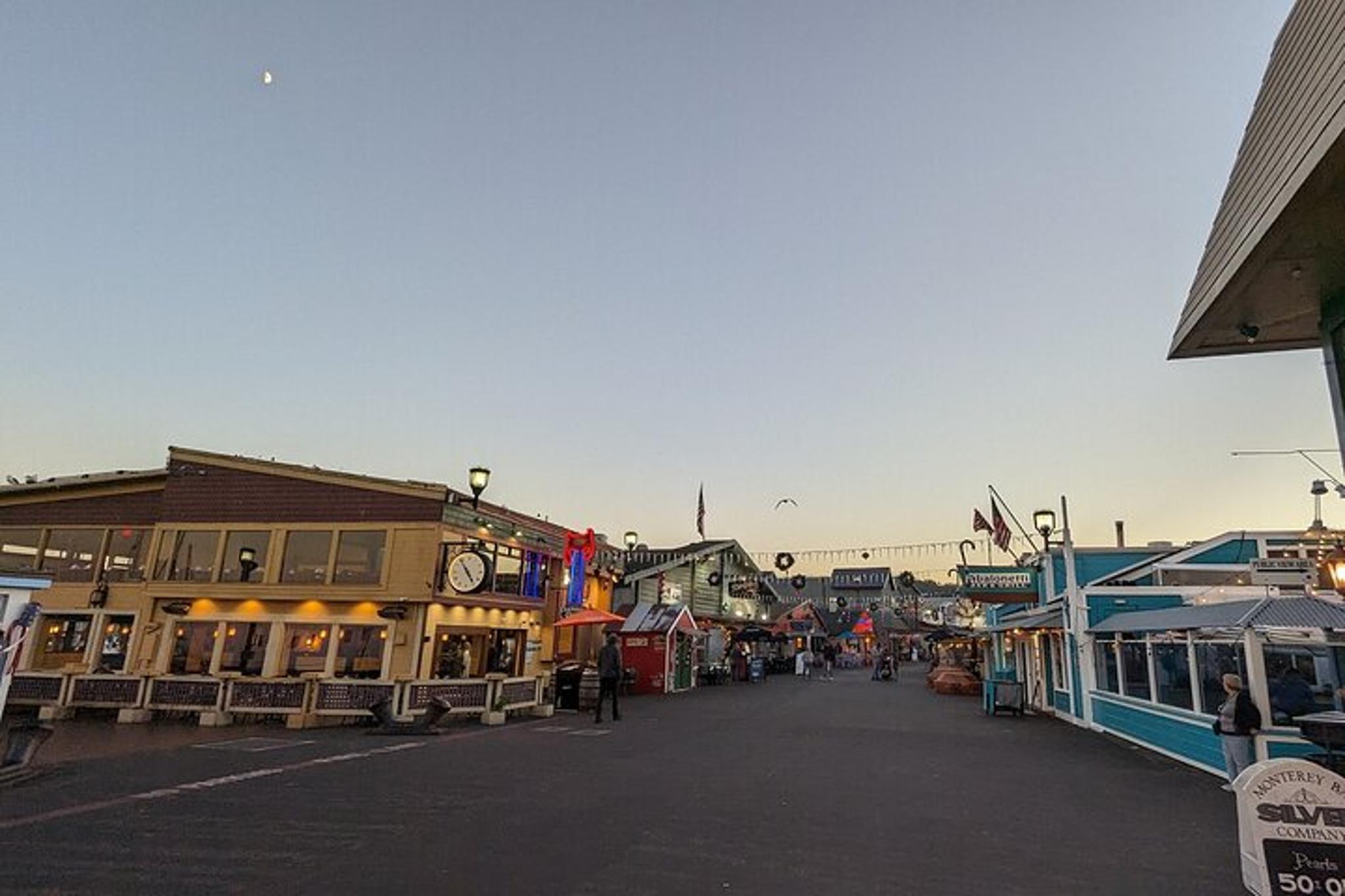 Monterey Scavenger Hunt at Fisherman's Wharf