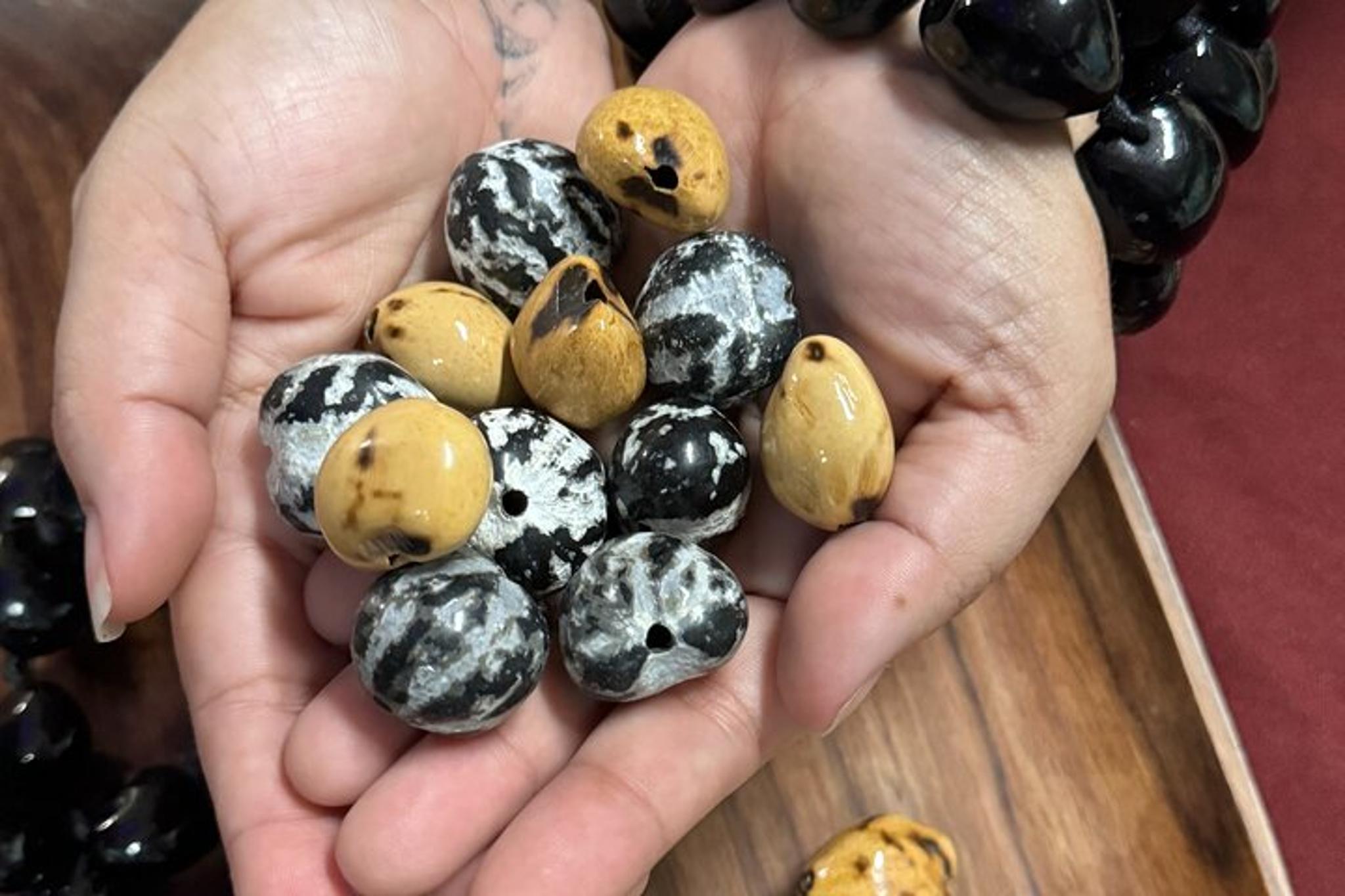 Maui Kukui Nut Bracelet Workshop