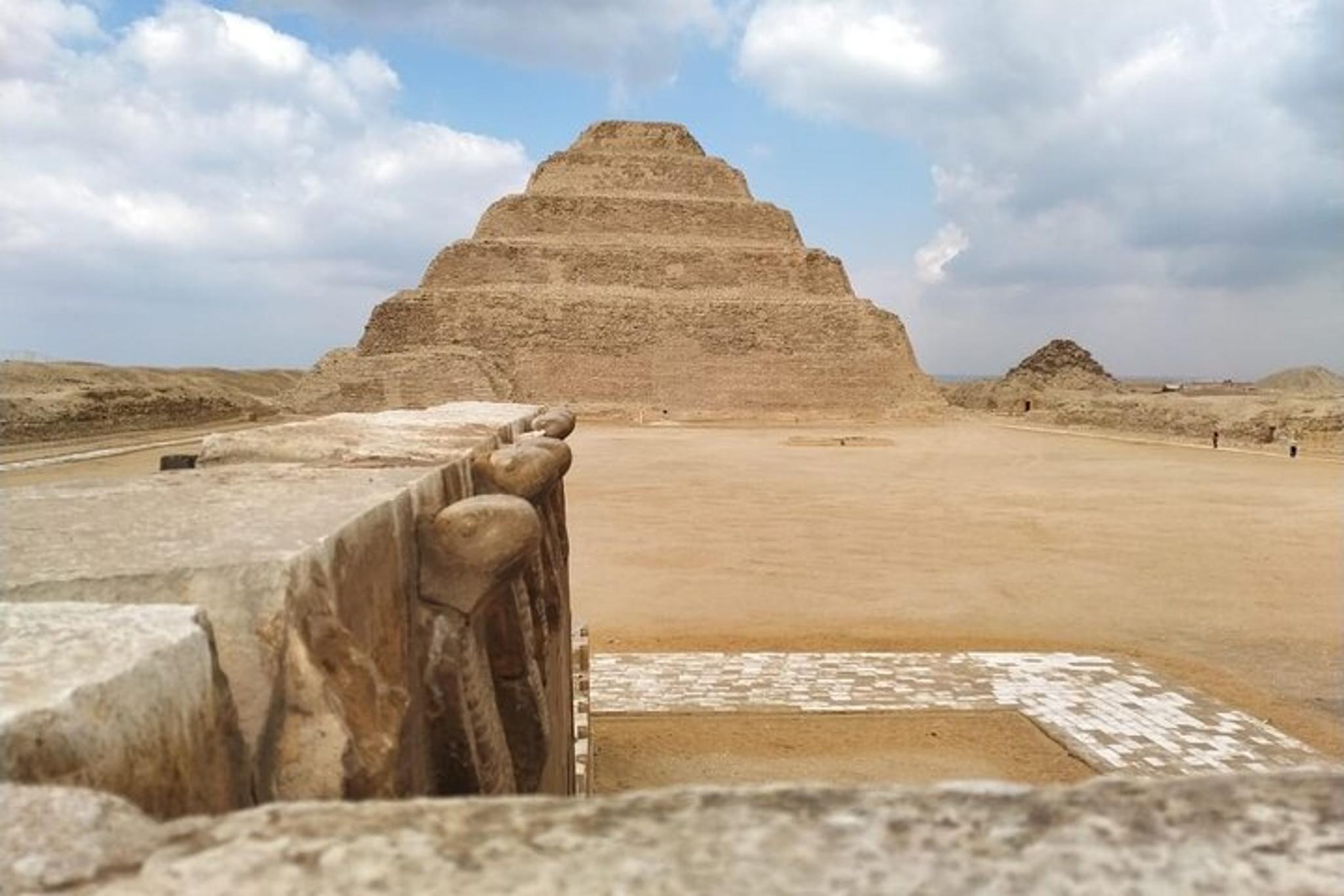 Cairo Memphis, Saqqara & Dahshur Pyramids Tour - Image 6