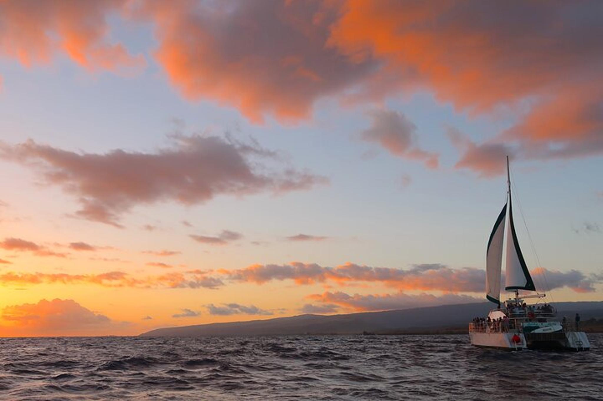 Kauai Na Pali Coast Sunset Cruise - Image 6