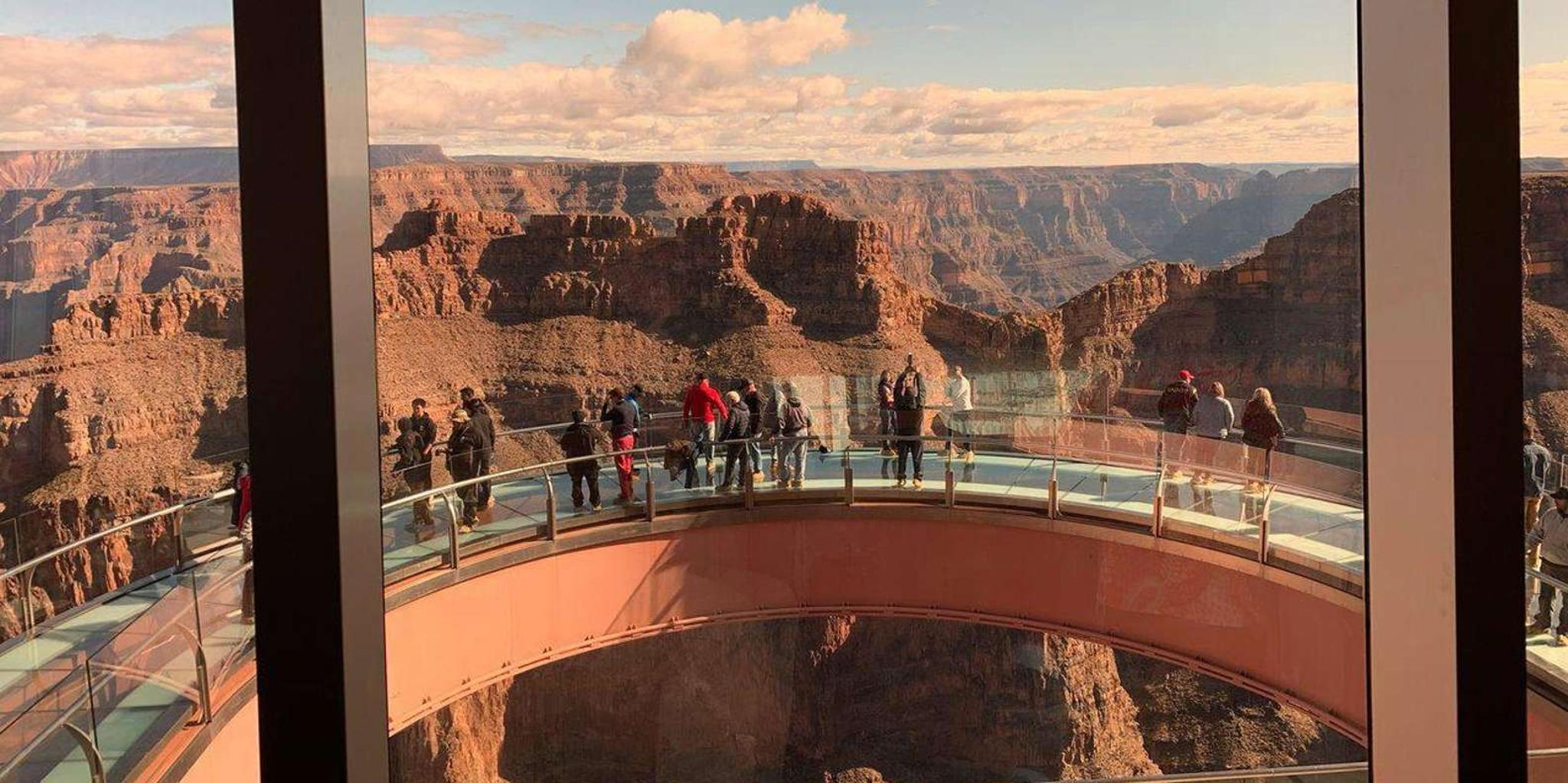 Grand Canyon West Skywalk Tour - Image 3