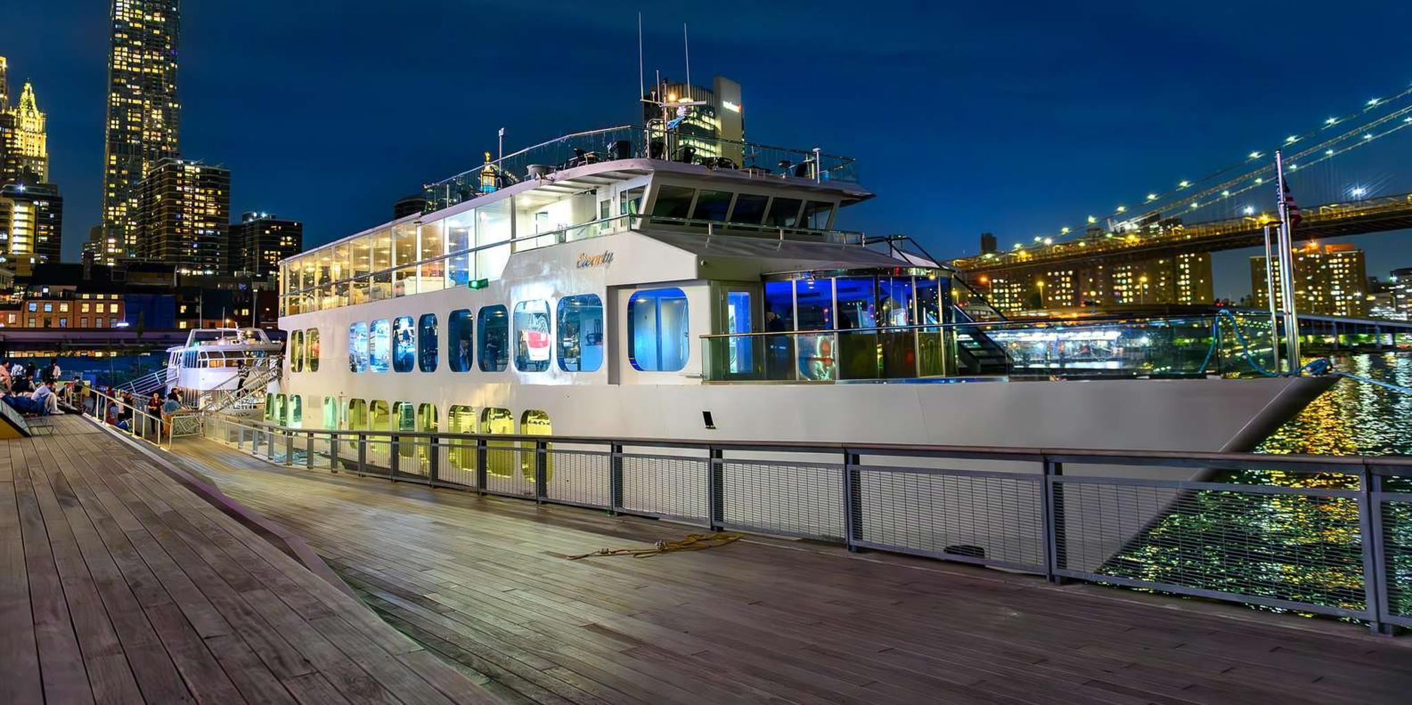 New York City Dinner Cruise on the Eternity