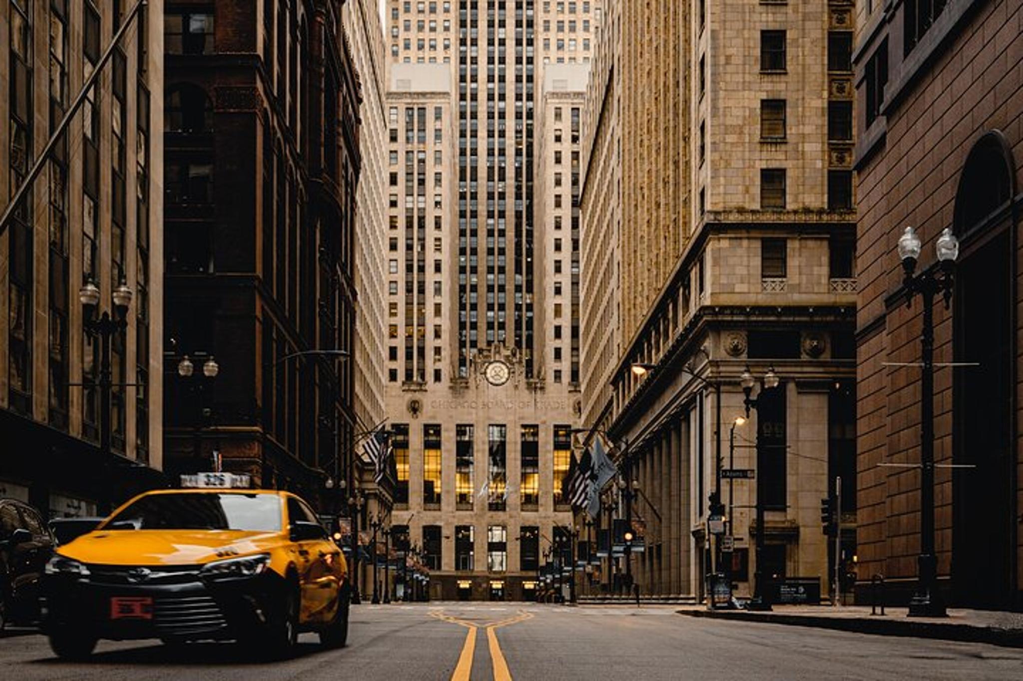 Chicago Art Deco Architecture Tour - Image 3
