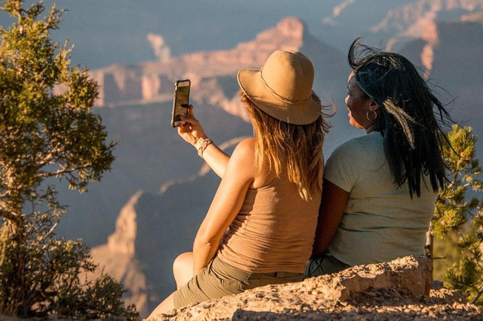 Grand Canyon Hermits Rest Hike and Sunset Tour - Image 4