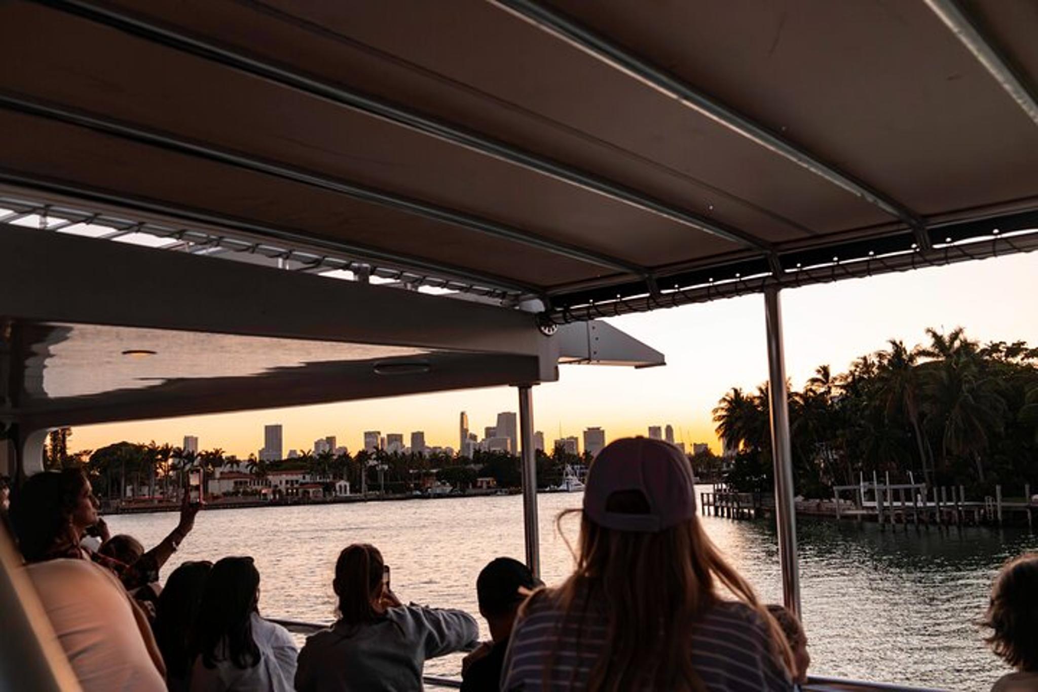 Miami Skyline Sunset Cruise with Mojito Bar 90 min - Image 5