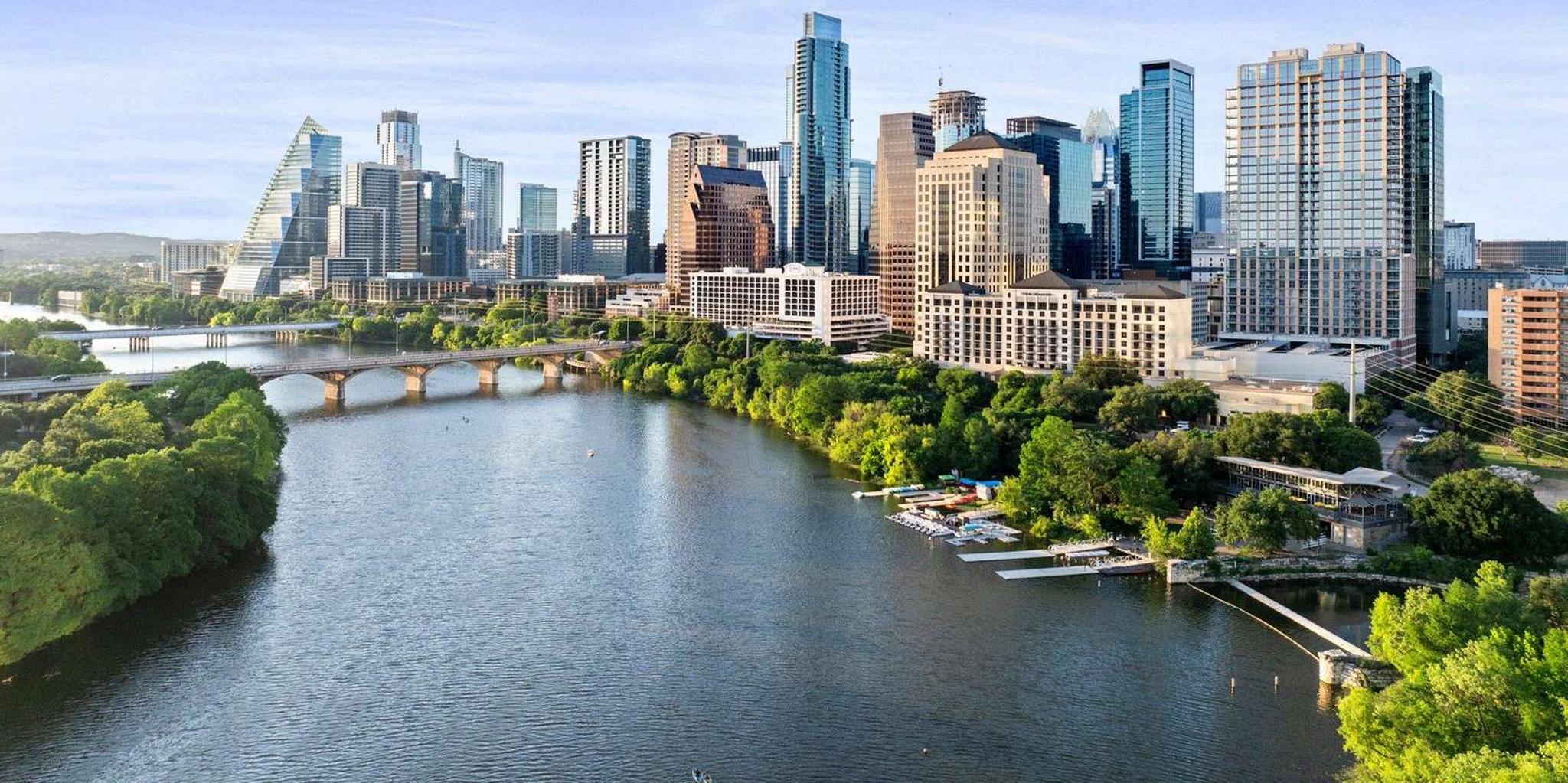 Austin Downtown Kayaking Tour - Image 3